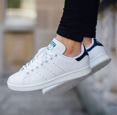 adidas Women's Stan Smith Shoes & Sneakers 